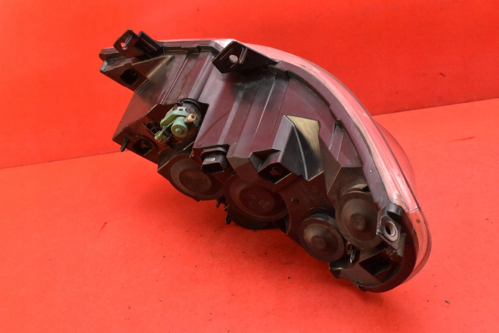 REFLEKTOR right light front EU 260105856R RENAULT MASTER 3 III LIFT 10-24