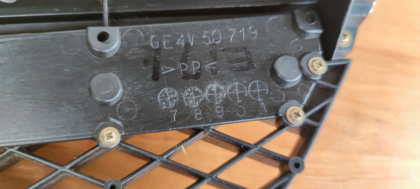 MAZDA 626 97-99 ROK front PREKLADgrill original grid