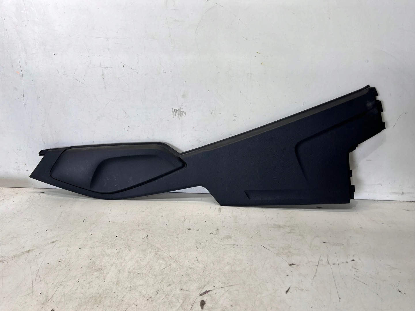 cover spoiler TUNELU left AUDI Q7 4M 4M0863305A