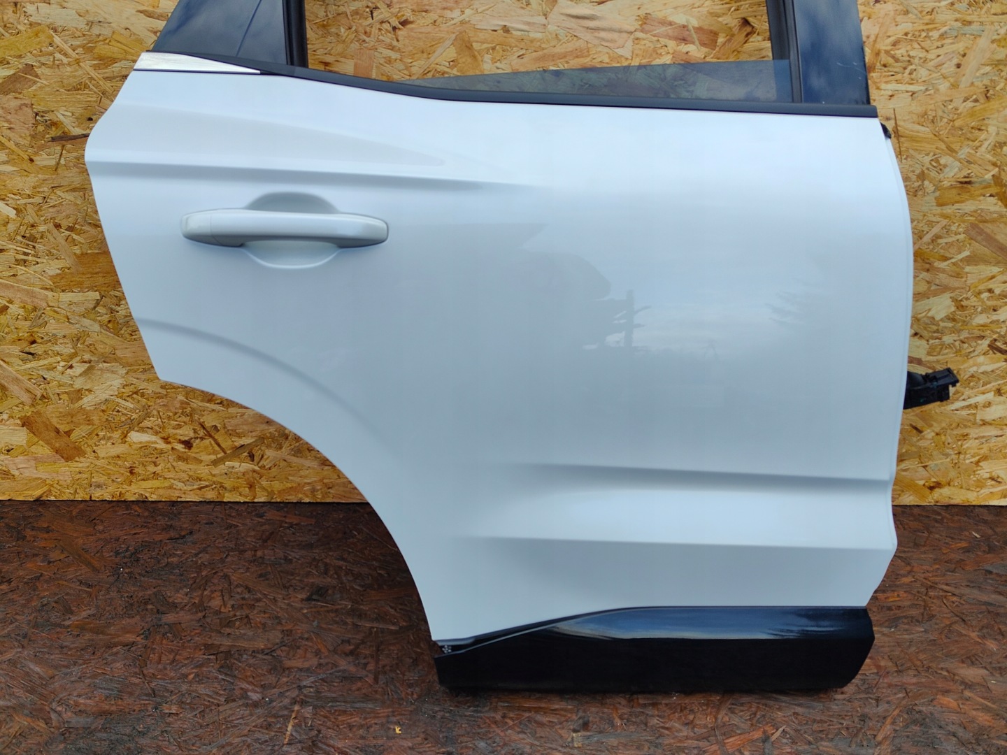 door right rear. right rear part RENAULT AUSTRAL BIALA PERLA