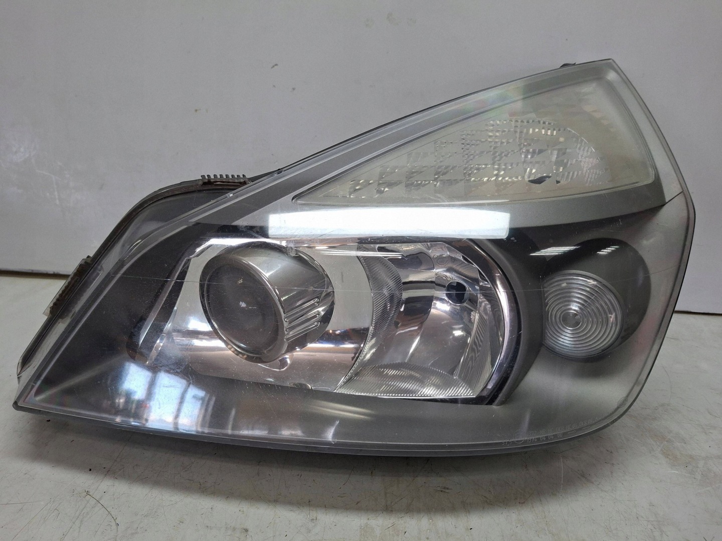 light front left XENON RENAULT ESPACE IV 2003
