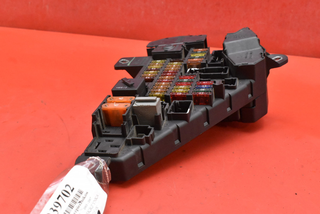 Module fusibles 6906588 BMW E60 E61 3.0 D 231 KM 03-07