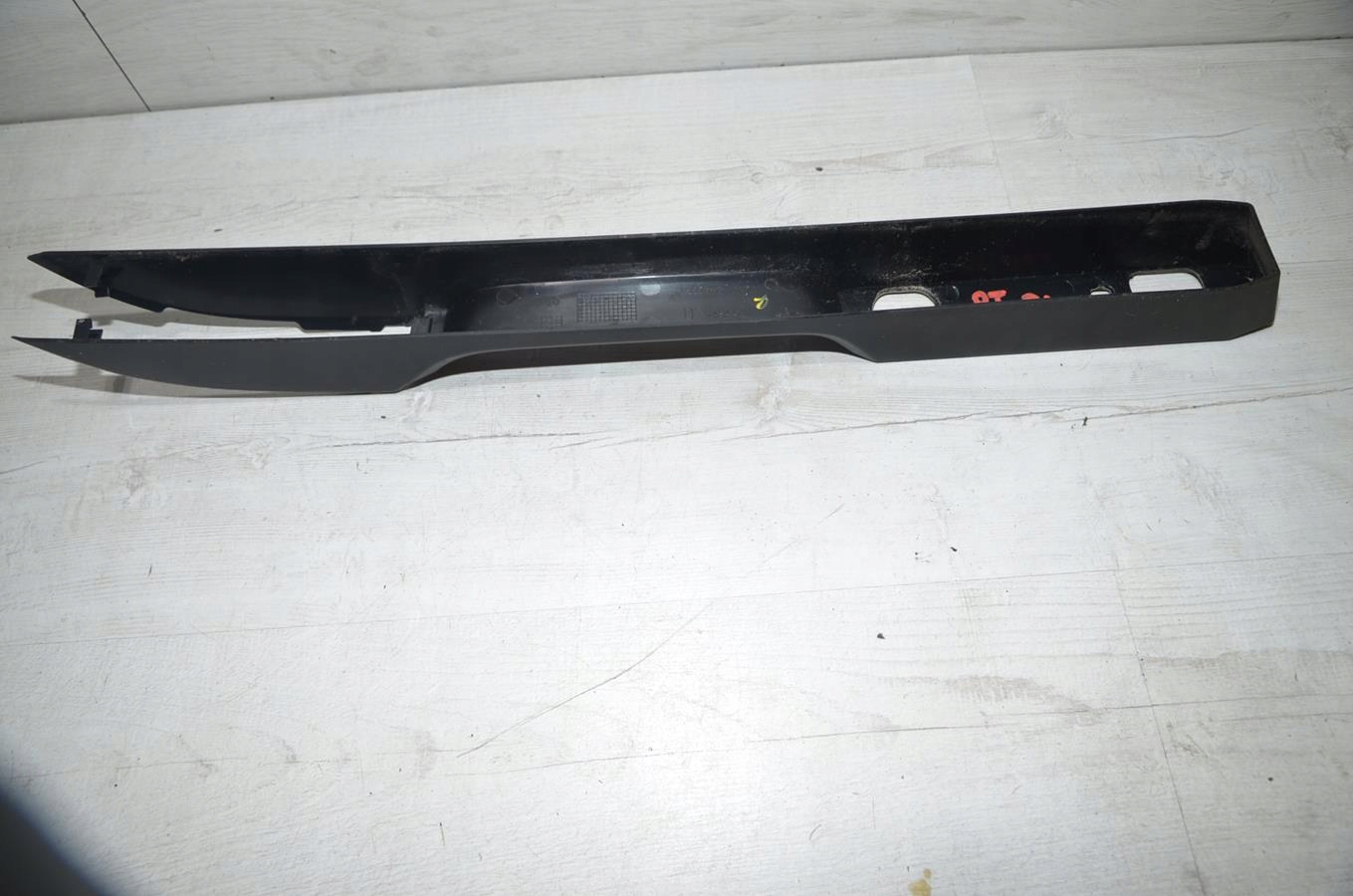 holder ski right rear part Dacia Duster II 18r