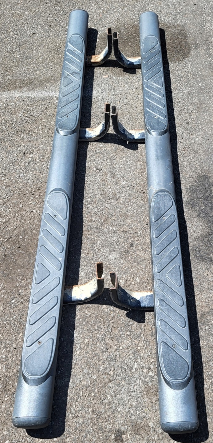 threshold SCHODKI STOPNICA PODNOZKA right left console NISSAN NAVARRA III 3 OE