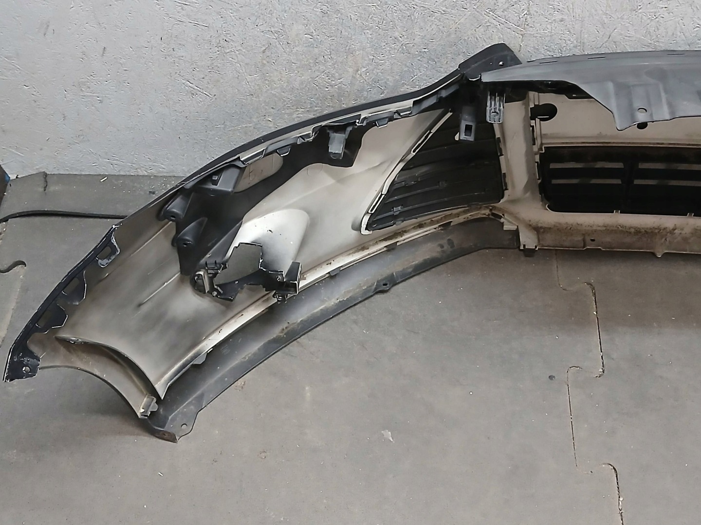 Pare choc Avant FORD FOCUS MK3 11-14