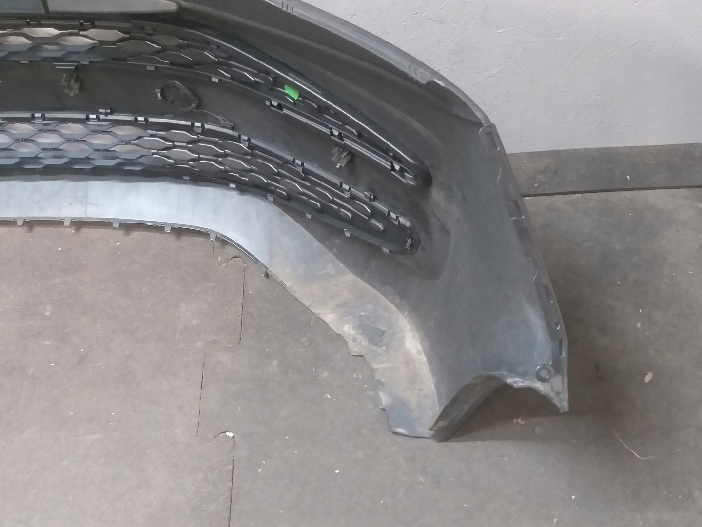 PARAURTI ANTERIORE VW T7 7T0