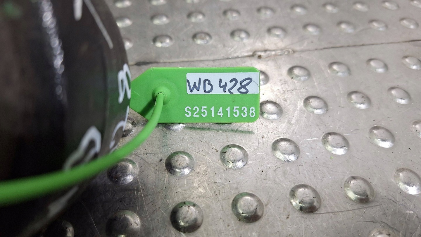 arm left front upper BANAN 6769717 BMW X5 E53
