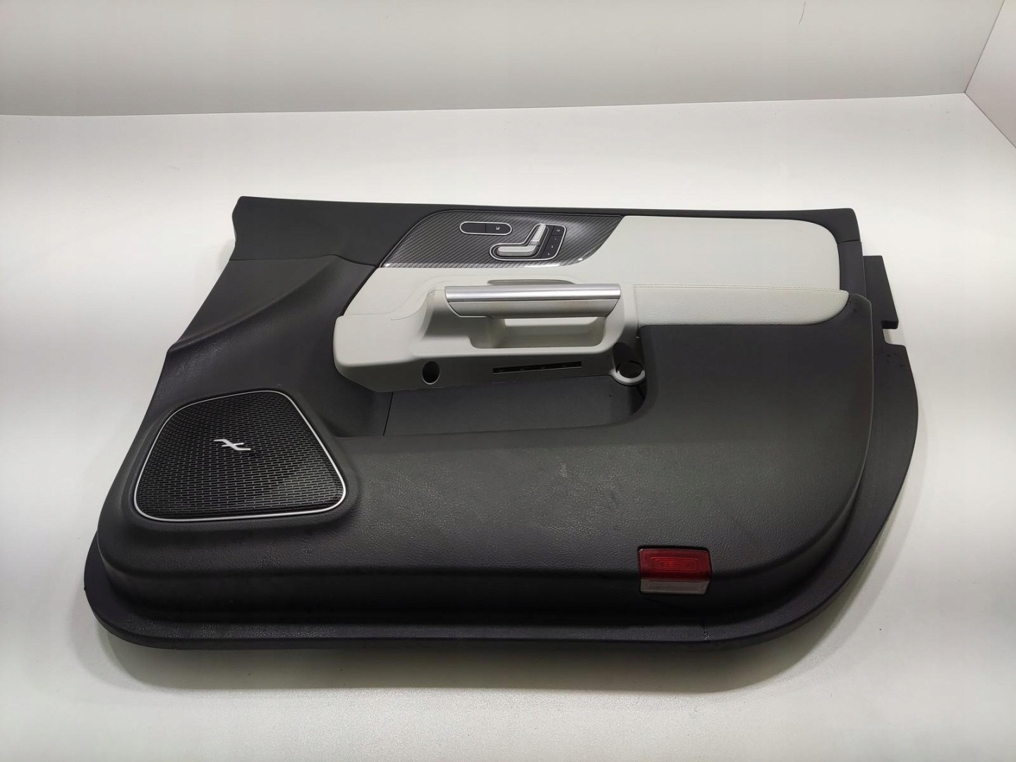 upholstery side door right front MERCEDES GLA H247 2020-2026