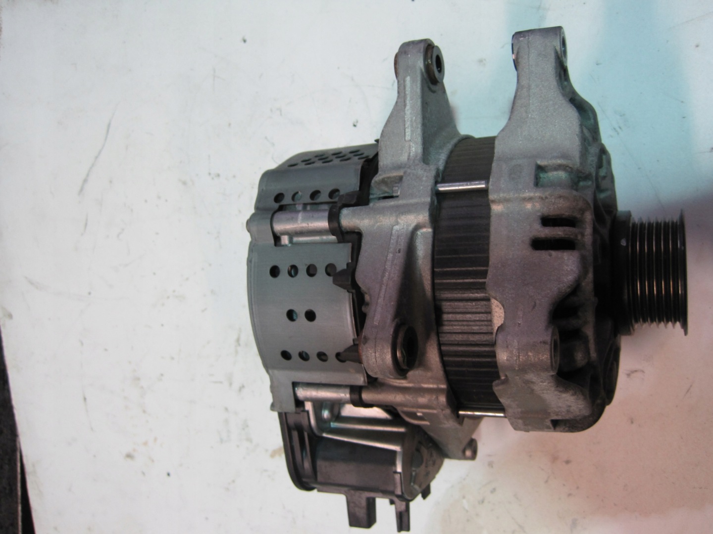 ALTERNATOR FORD FIESTA 1,0i L1TA-11238-BC