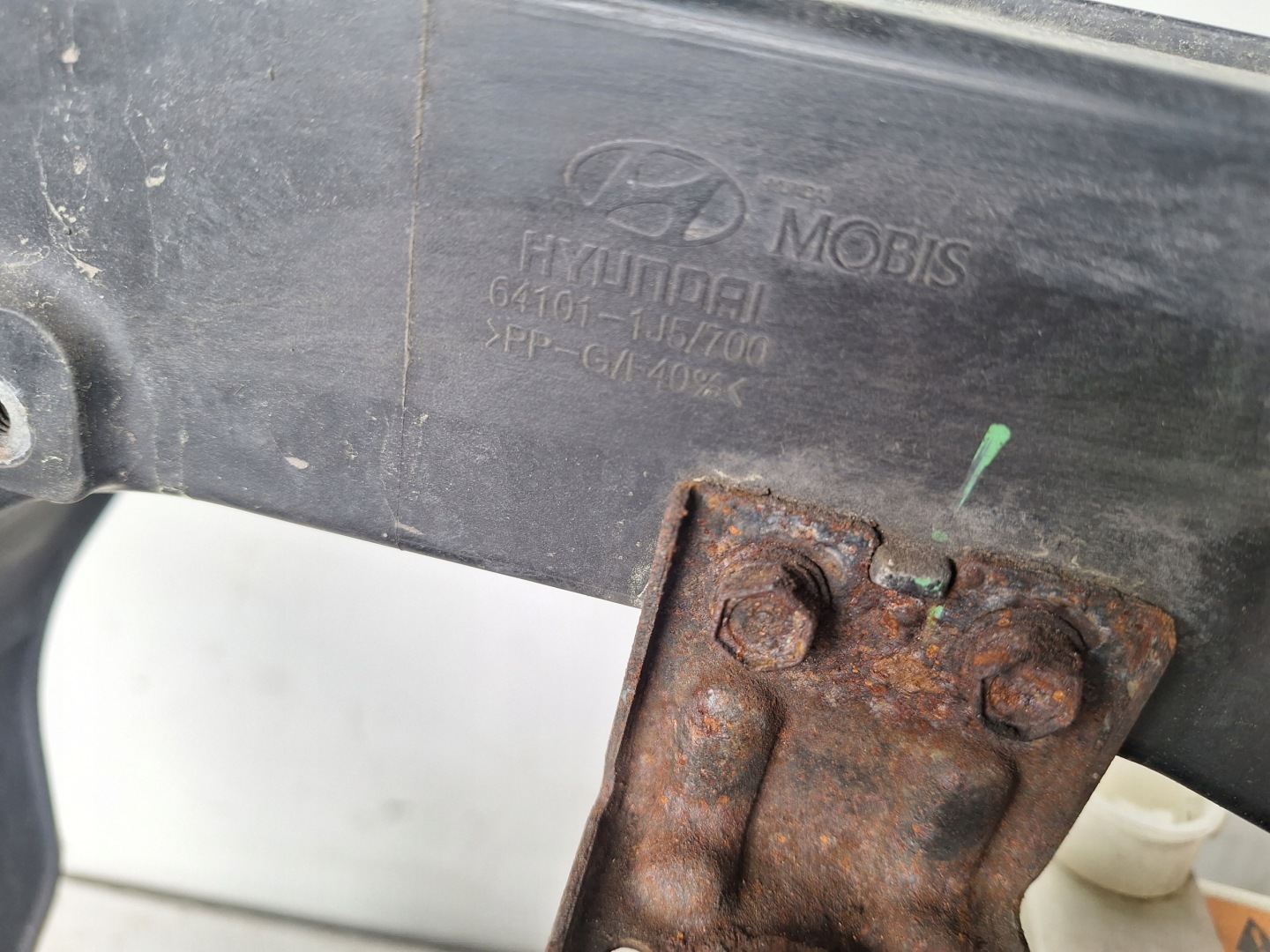 HYUNDAI I20 LIFT 12-15 support panel for radiators petrol