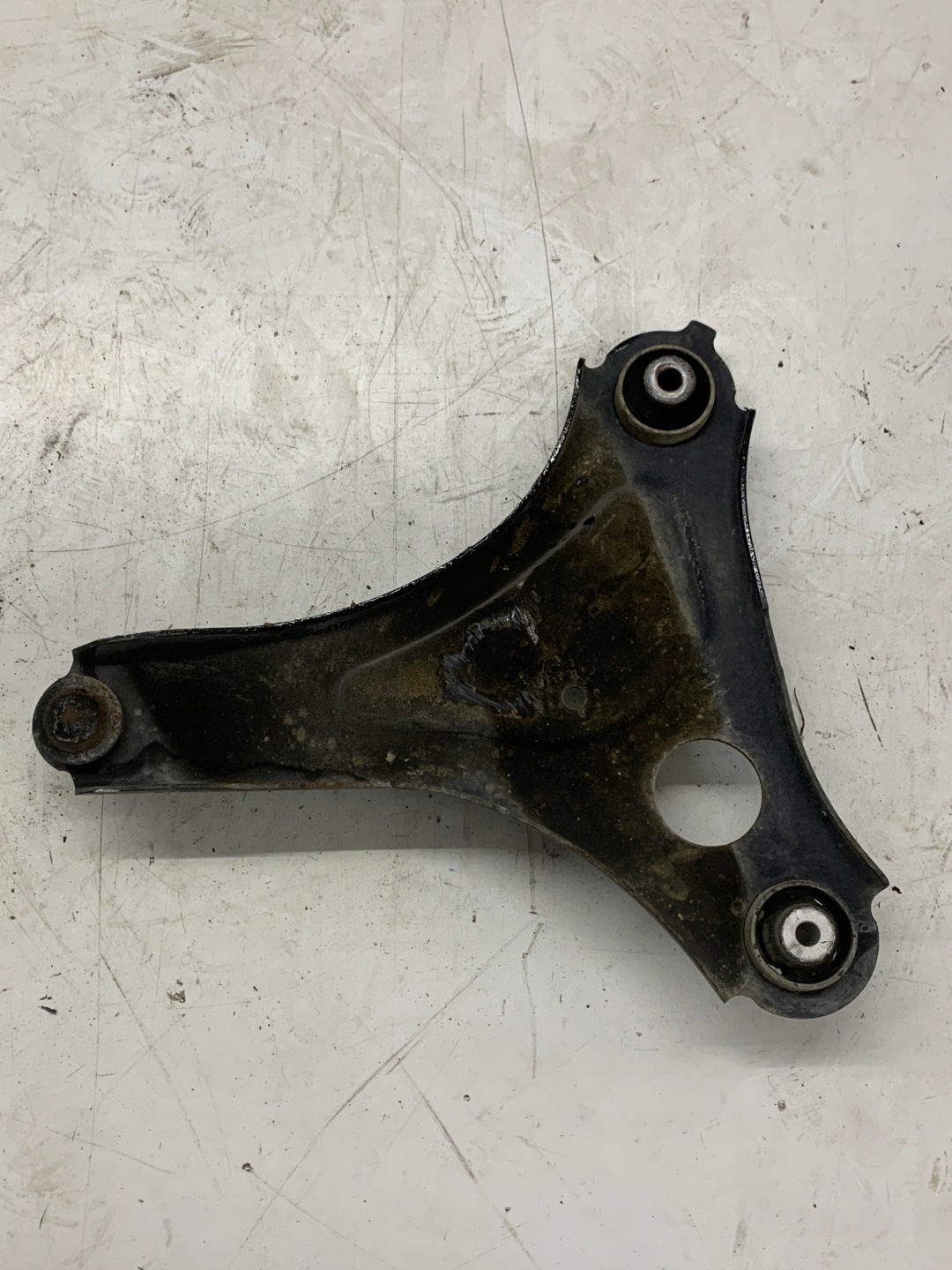 arm left front left front RENAULT TWINGO III (14-18) 1.0 SCE