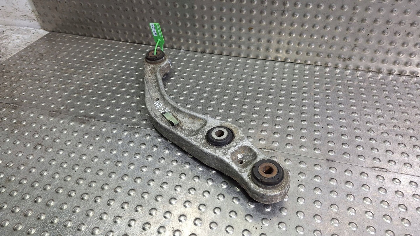 arm left rear part 4D0505323F AUDI A8 D2