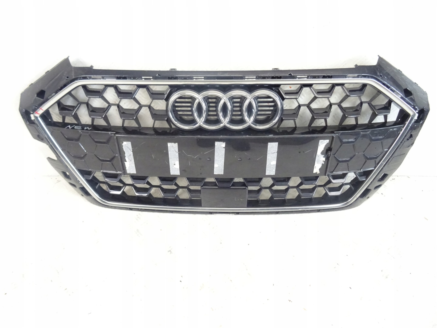 grill grille radiator front front AUDI A1 II S-LINE 82A853653B