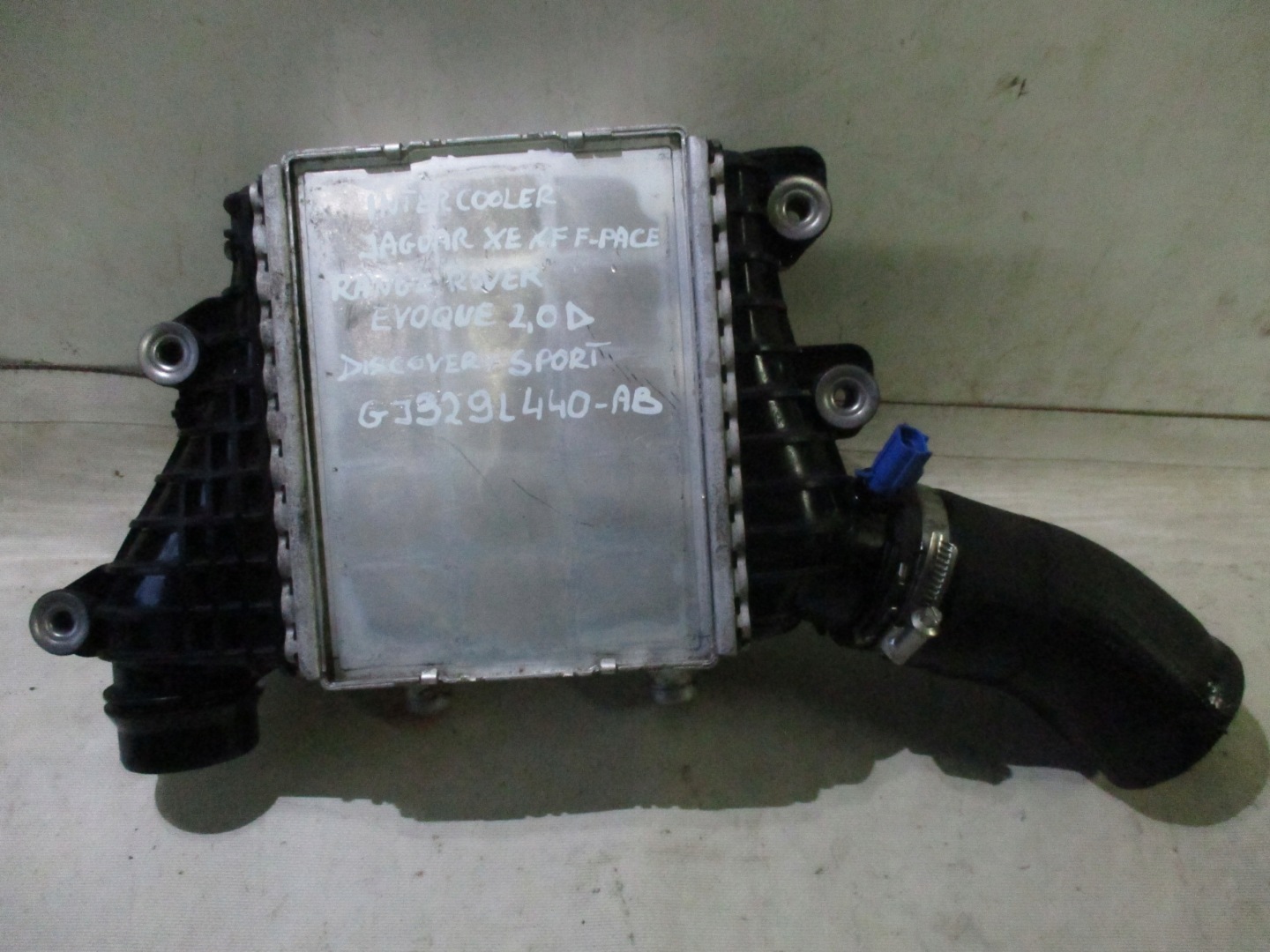 Kühler intercooler Jaguar XE XF F- Pace Range Rover EVOQUE 2,0 D
