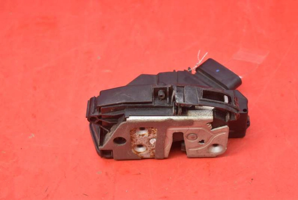 lock door right front front EU BM5AA21812BC FORD FOCUS MK3 11-15