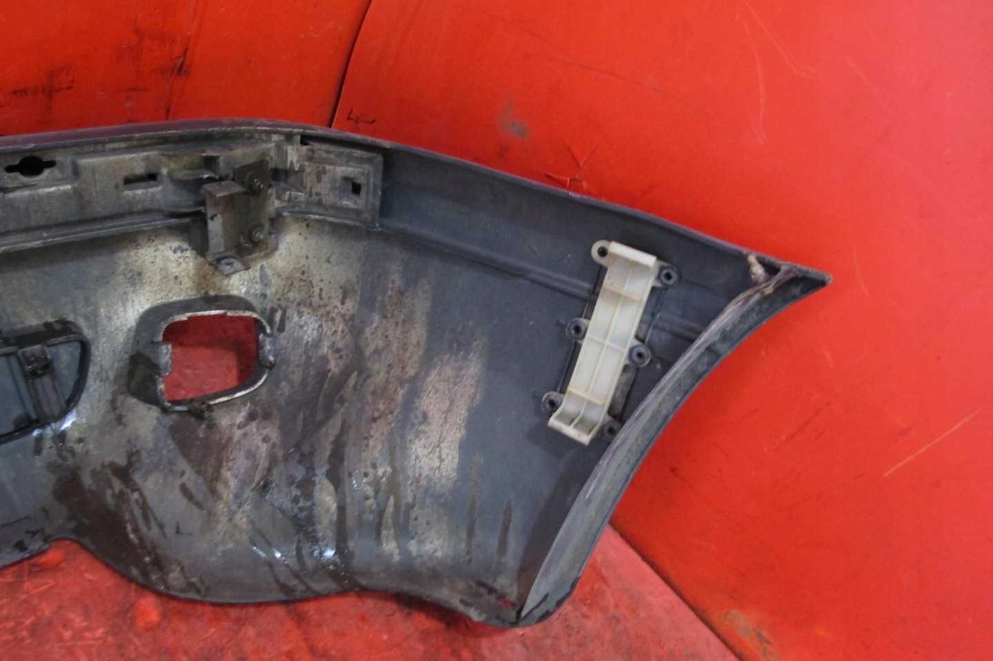 AUDI 80 B3 86-91 nárazník předek přední