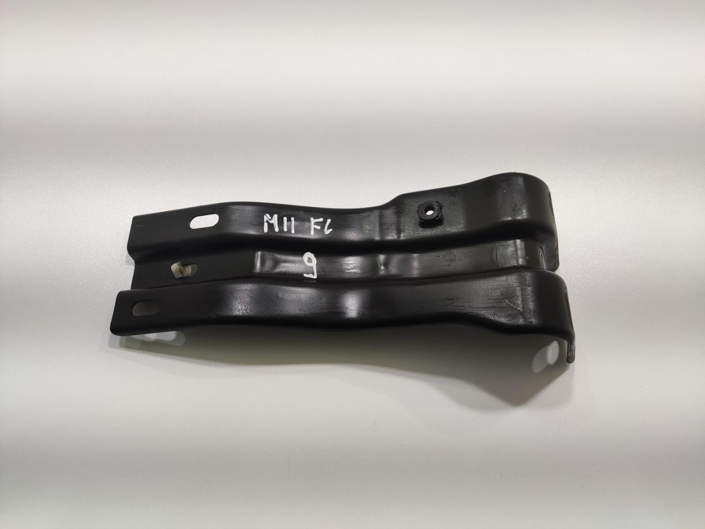 console supports siders front RENAULT MASTER II LIFT 2004-2009 8200187228C