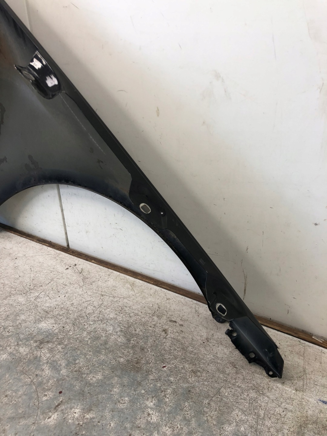 fender left front MERCEDES W212 197