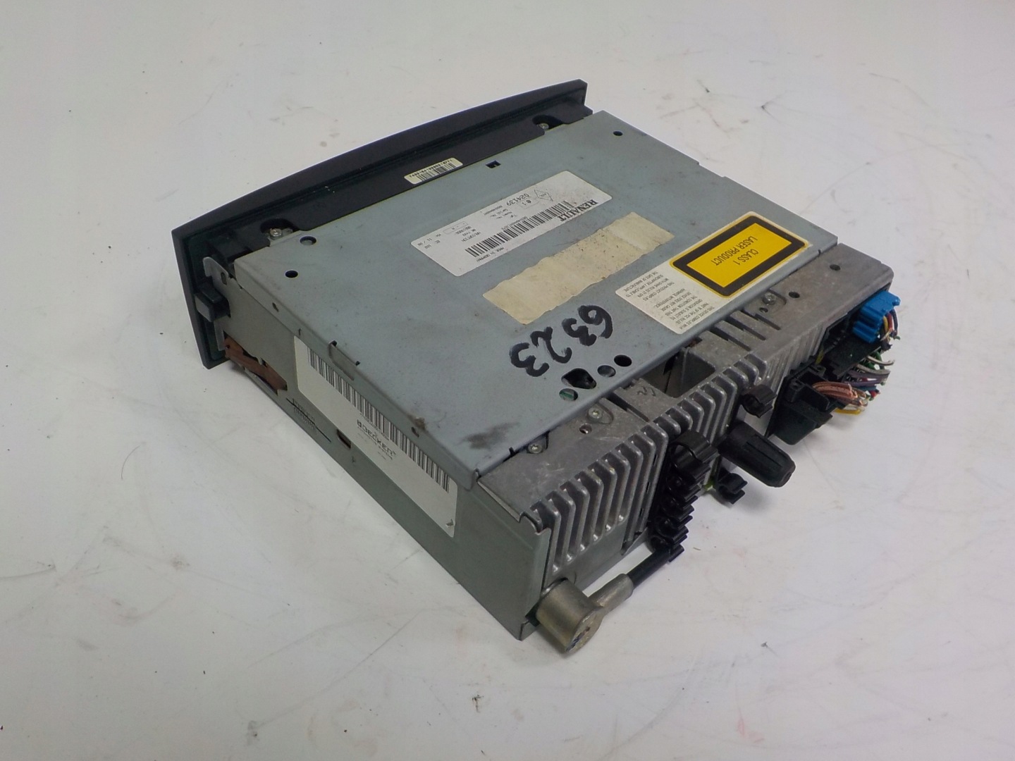 RENAULT MEGANE II RADIO navigation code 8200484424T