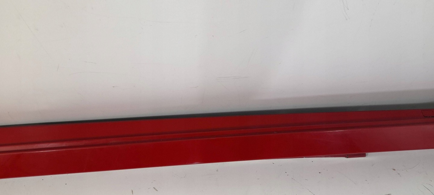Lexus CT 200H cap threshold left 7586076010 (LS60)