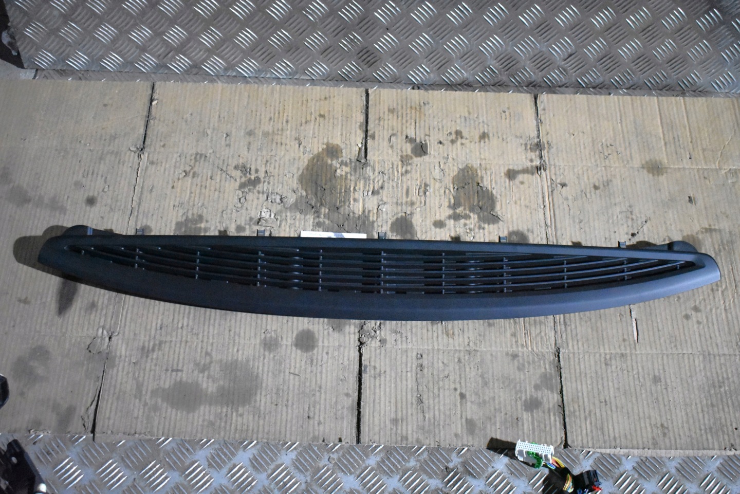 IDEALNA moulding grid cover air conditioning devices BMW G30 1