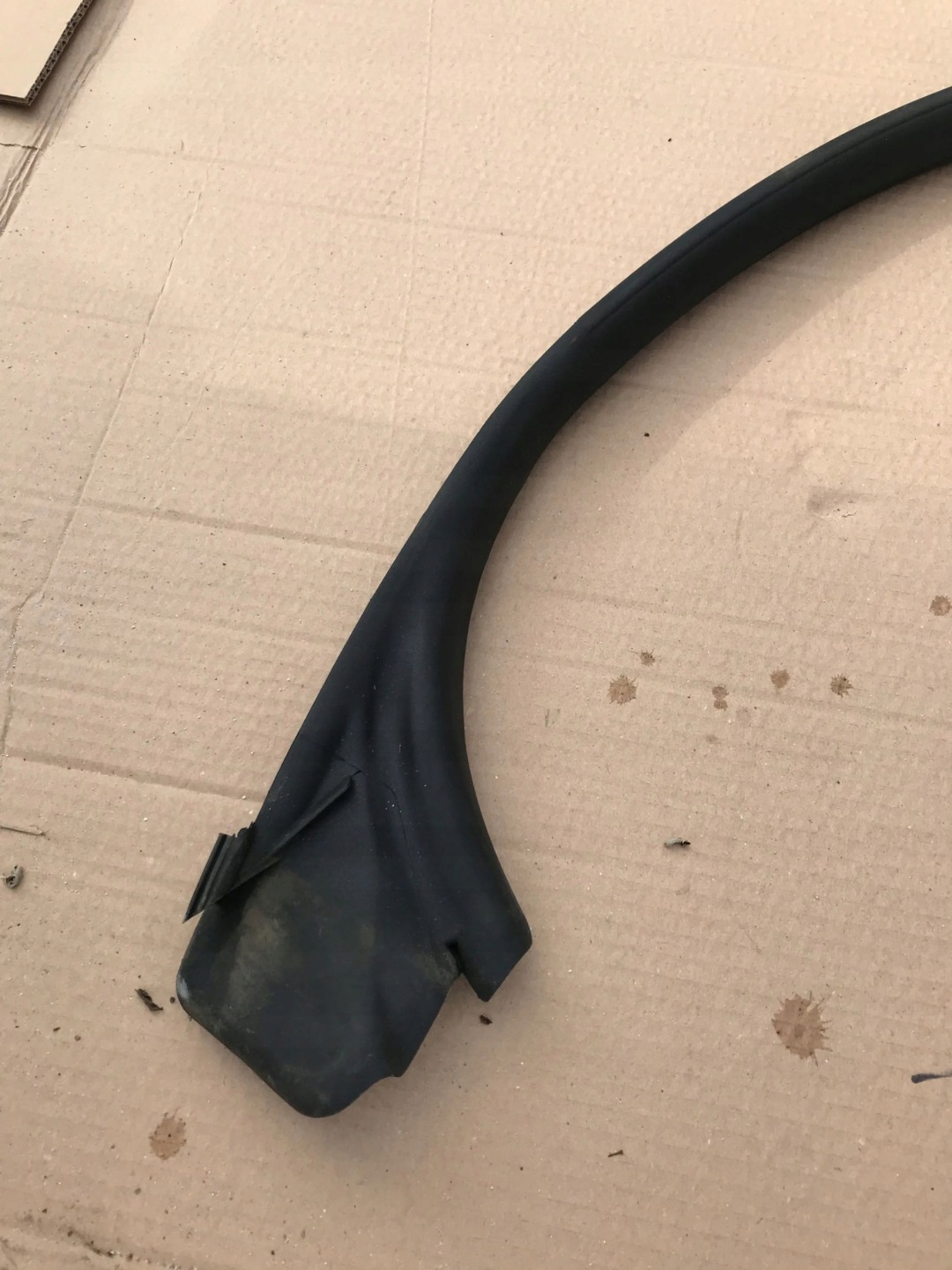gasket door right front AUDI A5 LIFT 8T0845354