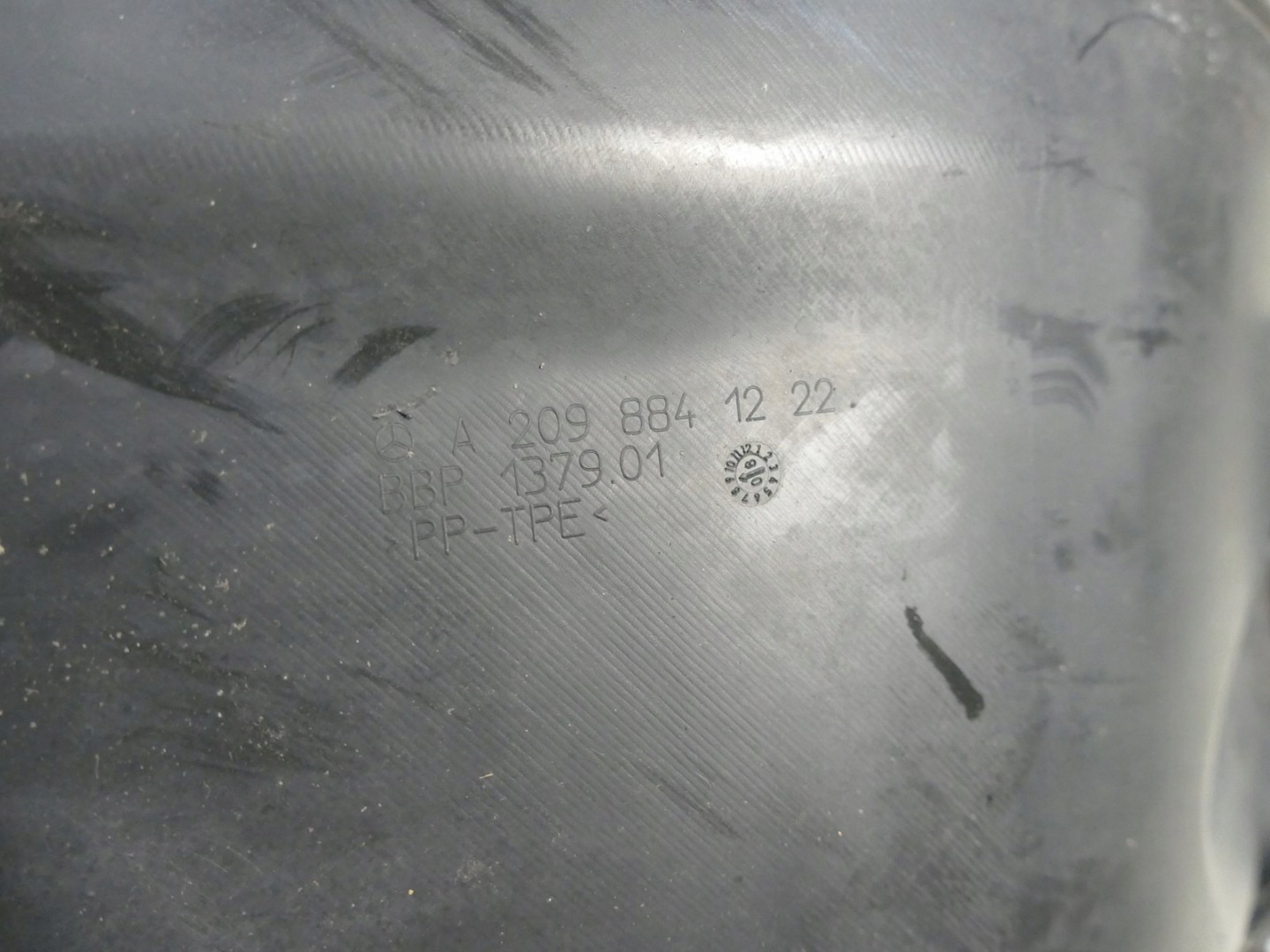 MERCEDES CLK A209 C209 LIFT AMG mudguard 2 CZESCI PP