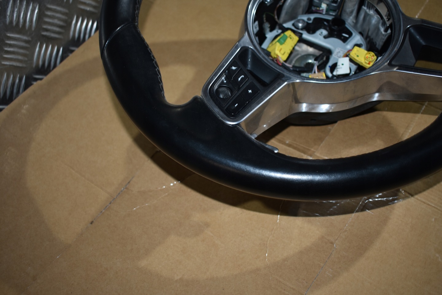 steering wheel, heated PORSCHE PANAMERA 971 1