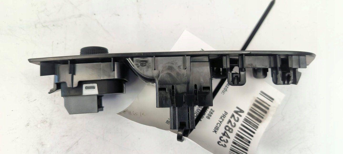 Bouton Vitre 5G0959858D SKODA KAMIQ