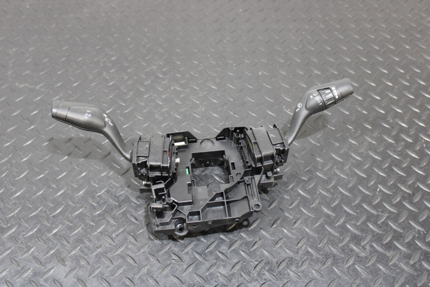 DEVIO LUCI DEVIO tergicristalli indicatori di direzione FORD RANGER V 5 LIFT EB3T-14B522-LB