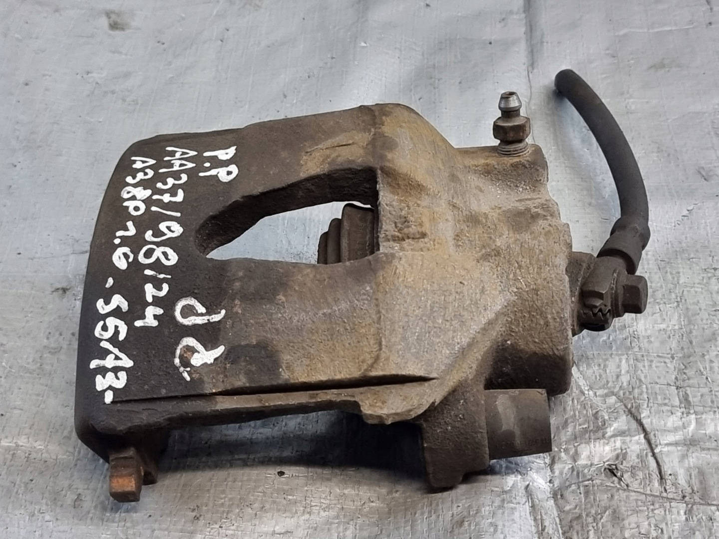 caliper brake right front 280mm AUDI A3 8P 1.6 FSI 05r