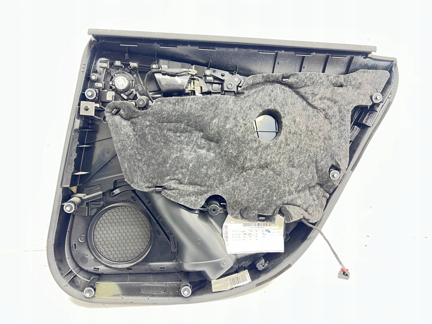 AUDI A6 C7 side door upholstery left rear part 4G0867305