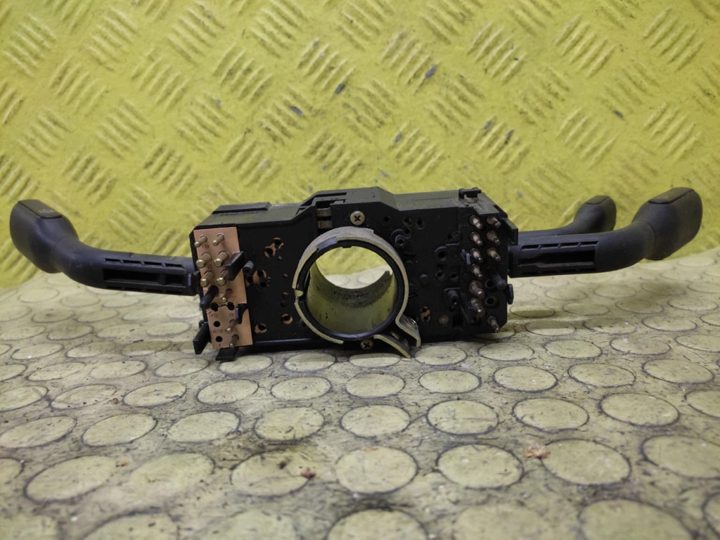 AUDI 80 B4 commande levier commodo sous volant 4A0953503