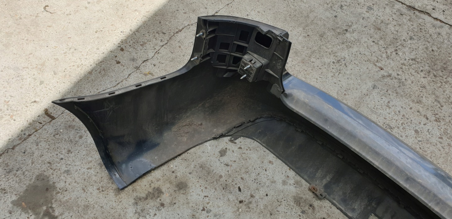 bumper TYLNI SEAT EXEO 2008- LC9Z KOMBI