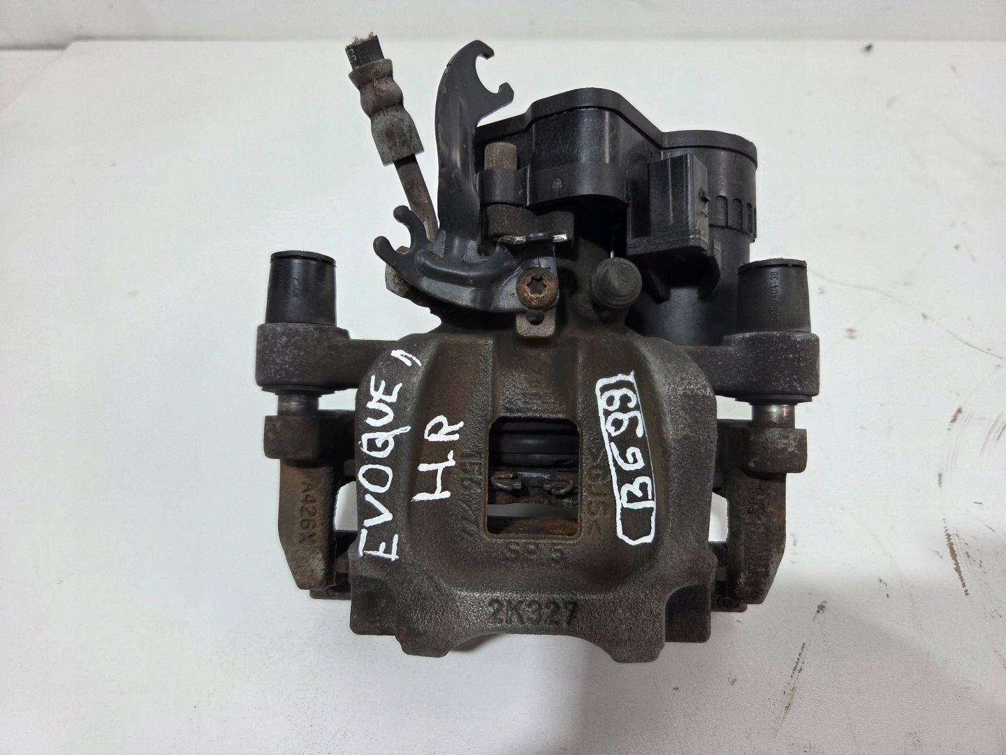 Land Rover Range Rover Evoque L551 caliper brake rear right 2K327 (B699