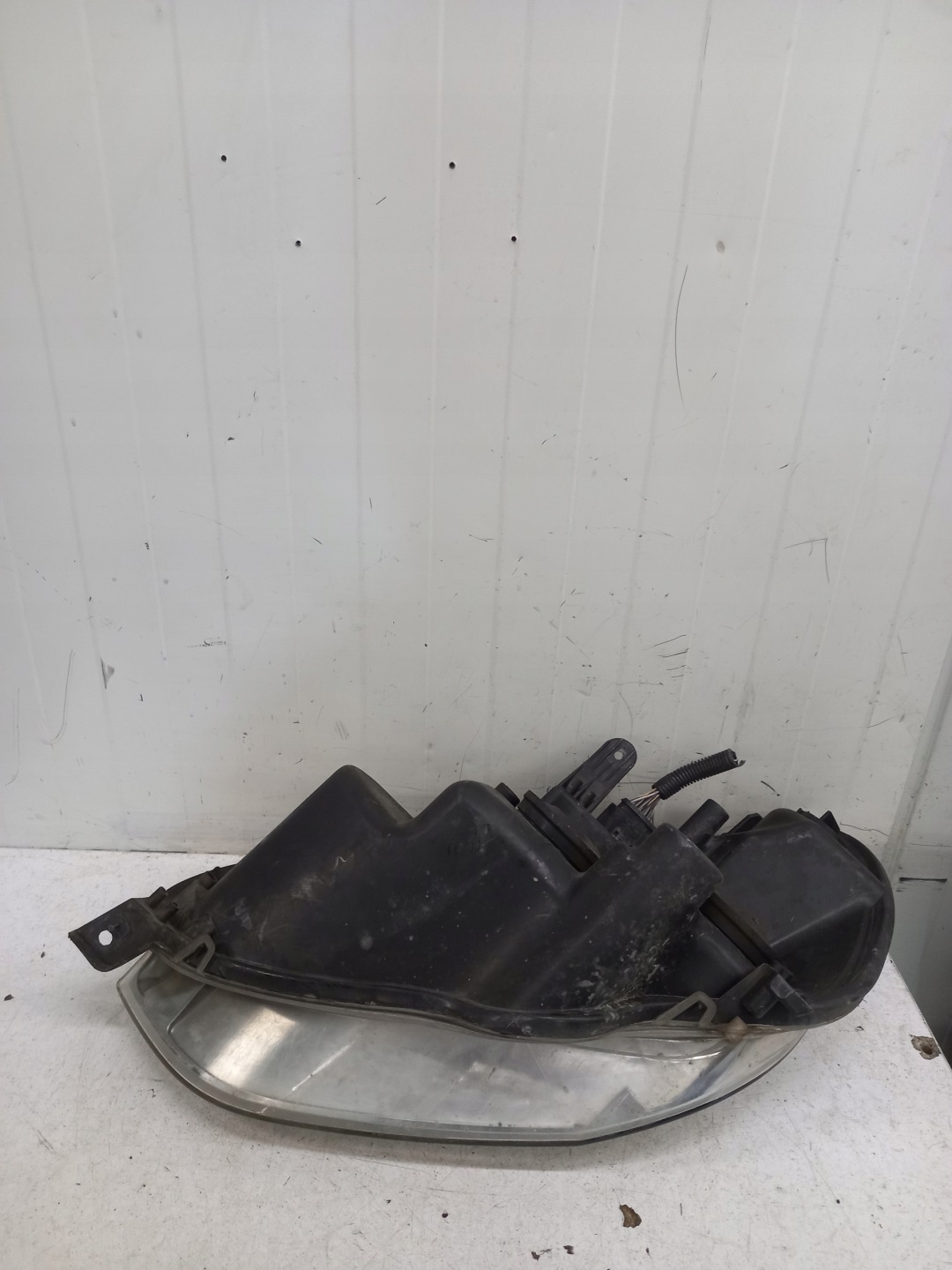 light right front FORD GALAXY MK3 S-MAX 6M21-13W029-BL ANGLIK
