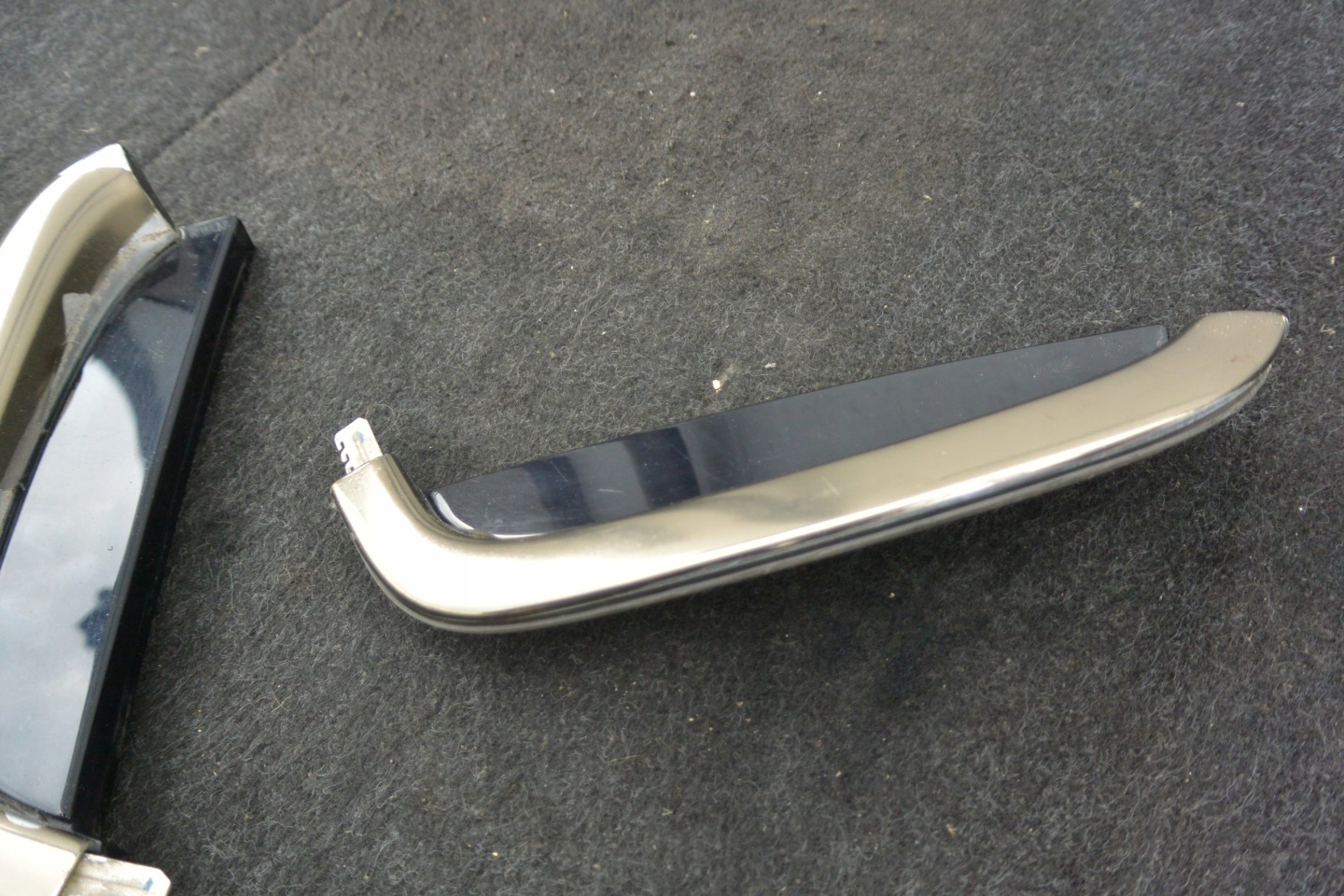 moulding CHROM windows door right left rear part MASERATI GHIBLI III