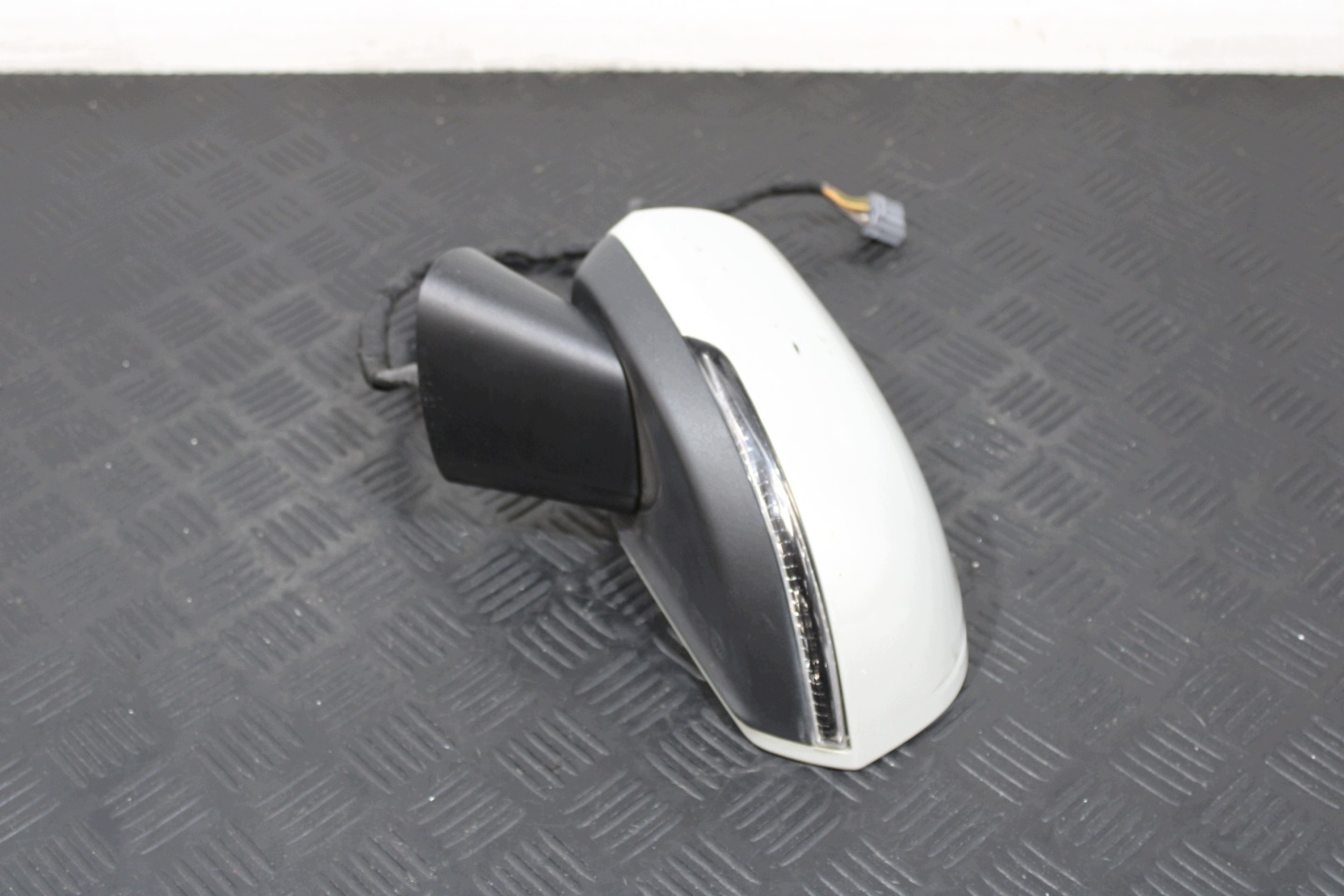 mirror exterior left 13 vertical VOLVO S60 V60 III 3 2.0 D KOMBI