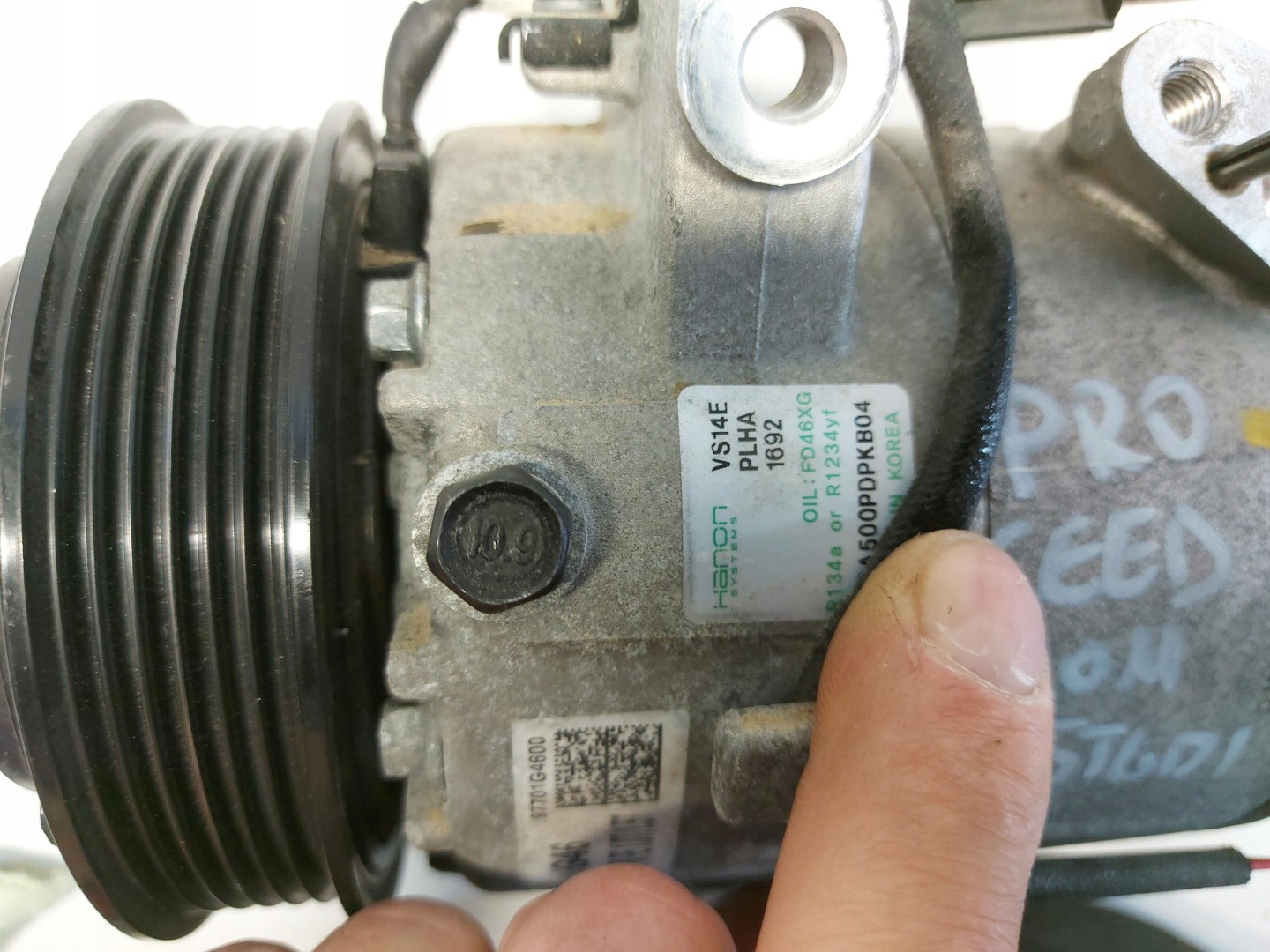 KIA PROCEED III compressor compressor; of the air conditioning