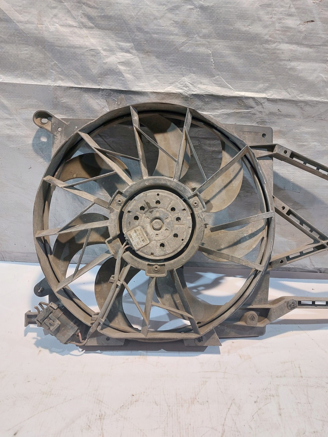 ventilátor chladiče OPEL ZAFIRA A 1.8 16V