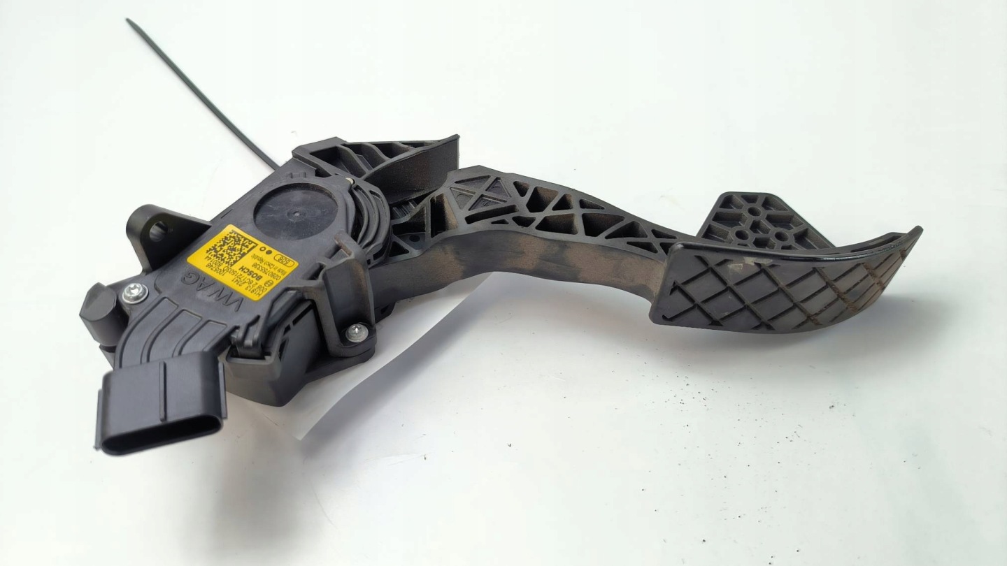 PEDAL 6C17215030 SKODA RAPID LIFT