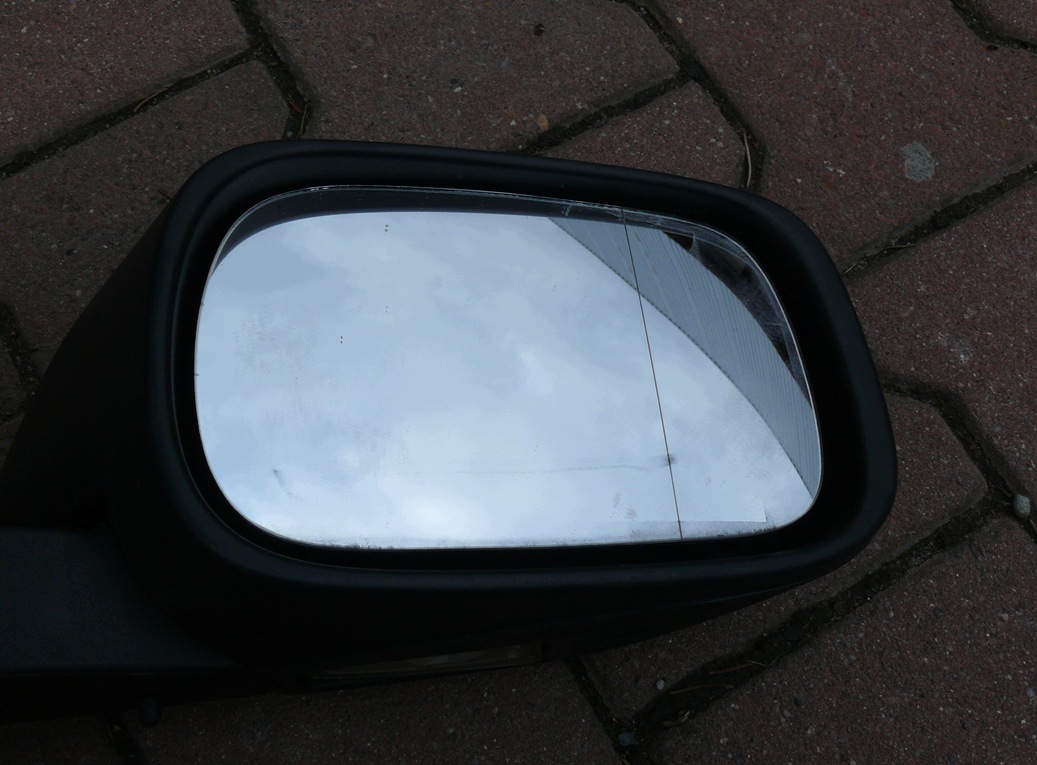 mirror right right front VOLVO XC90 and 1 02-06r. EUROPA 13 PIN 8643168