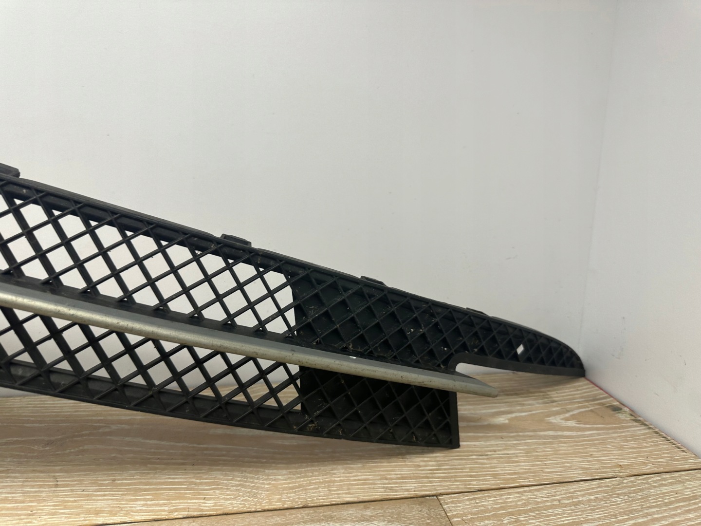 grid central of a bumper front BMW 1 E87 E81 LCI 7182367