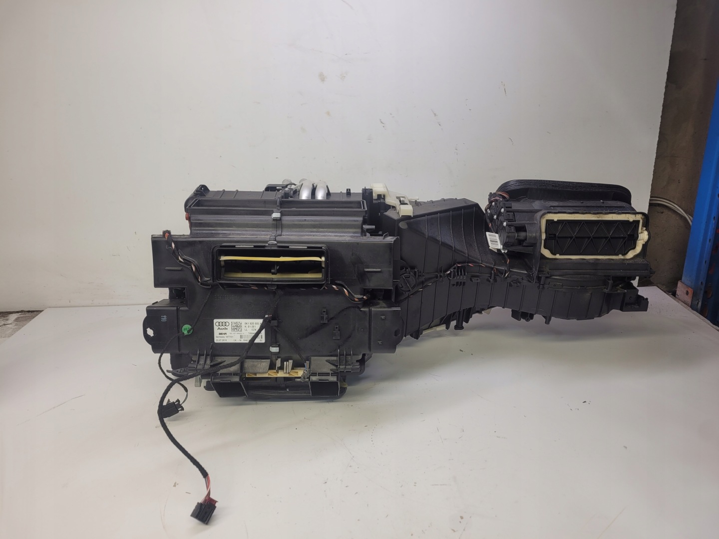 heater complete AUDI A4 B8 Q5 8K1820005AR