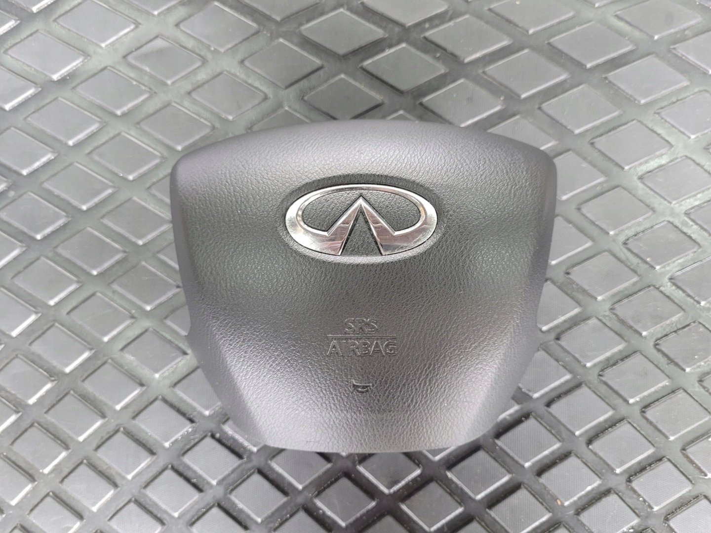 Airbag KIEROWCA AIRBAG INFINITI Q50