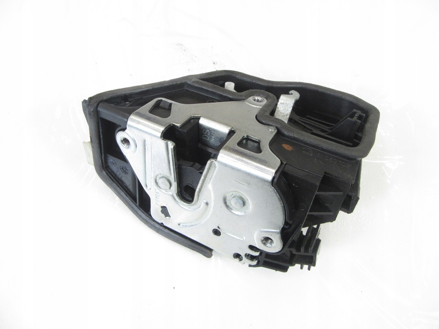 lock left front BMW e60 e61 e65 e70 e83 e84 e90 e91 F01 F10 F22 F25 EU