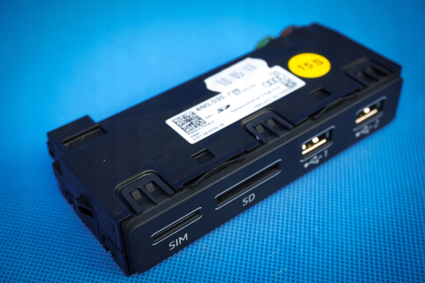 player port SD SIM USB Audi A6 4K A8 4N 4N0035736