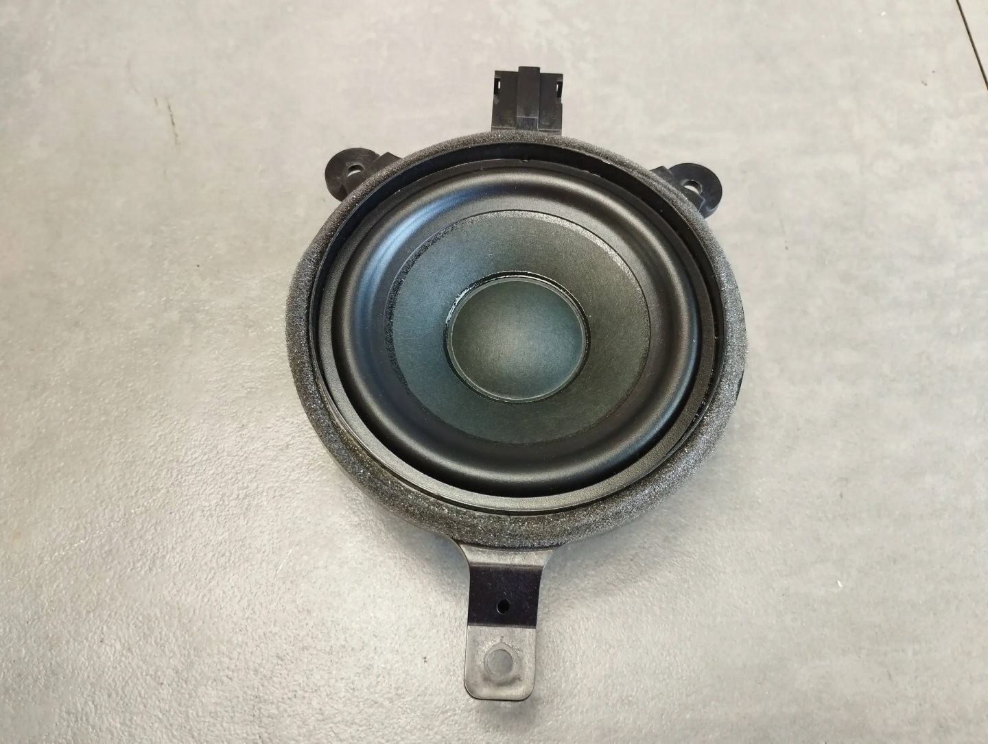 Audi S3 A3 8Y speaker Surround 8Y0035709