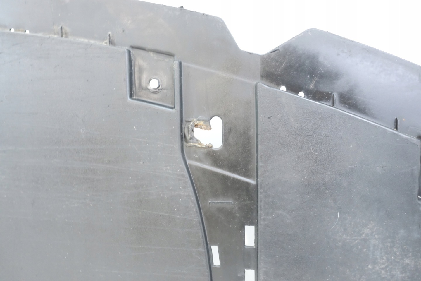 TESLA MODEL S 2012- SPOILER Blende Abdeckung untere der Stoßstange heck 6008180-00-C