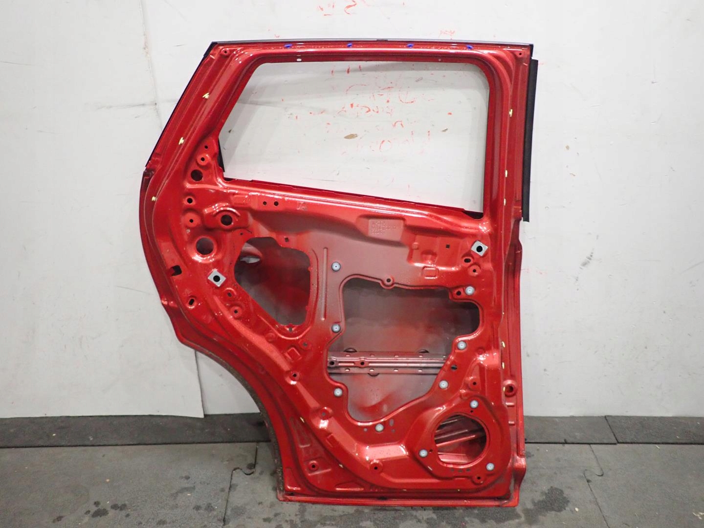 door rear part rear. left MAZDA CX3 2015